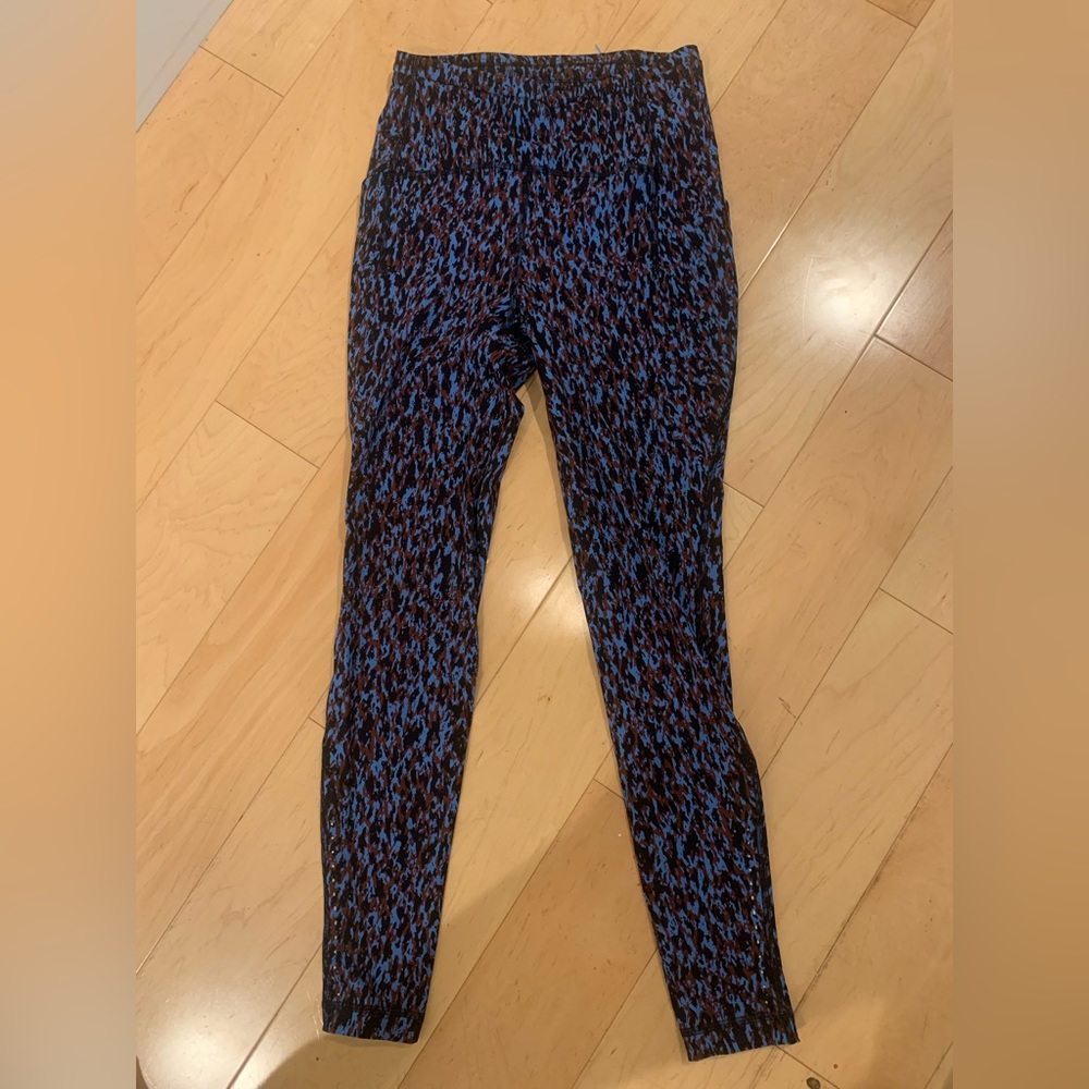Fast and free lululemon leggings blue/maroon printed